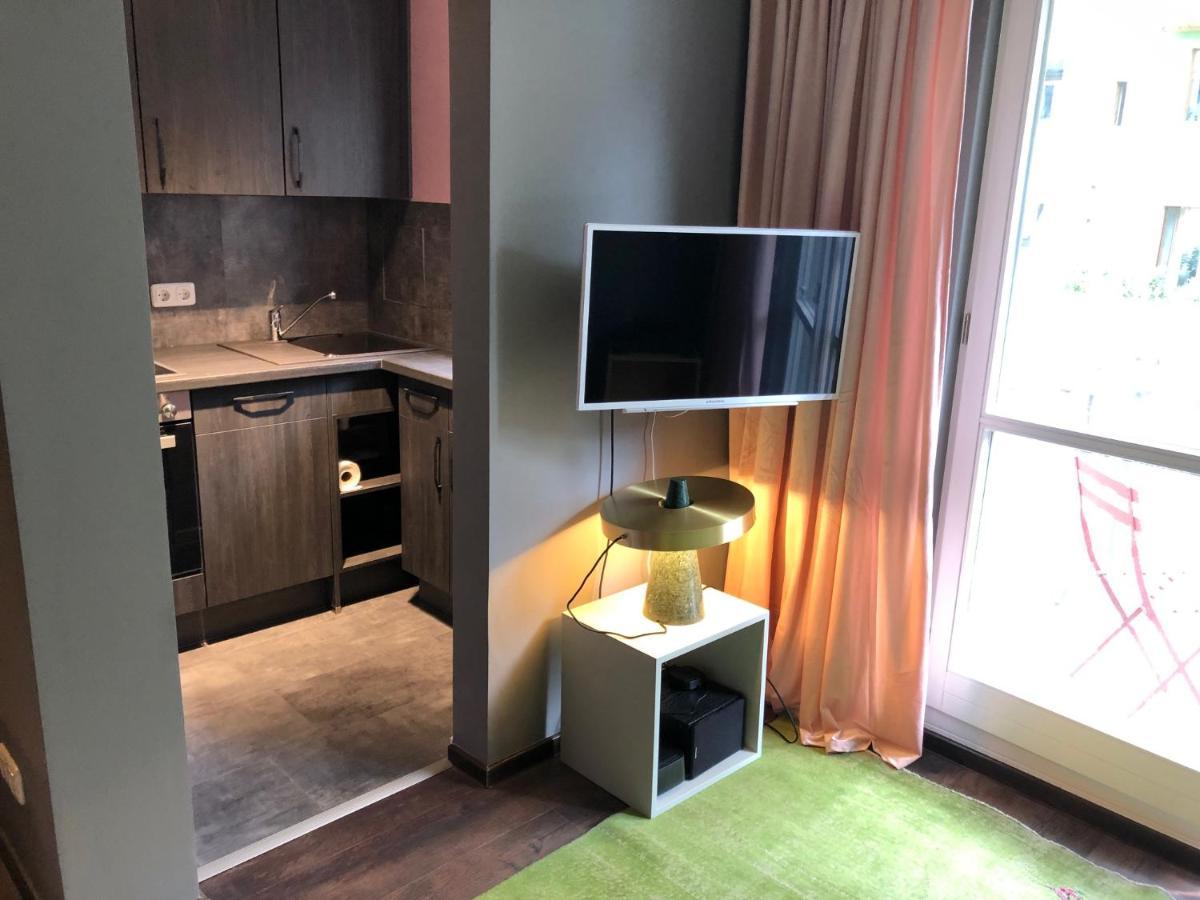 Studio Apartment In Dresden-Neustadt ภายนอก รูปภาพ
